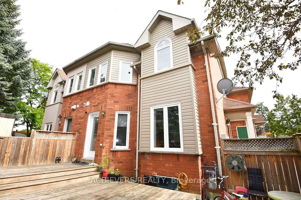 83 Clover Bloom Road, Brampton, ON L6R 1S4