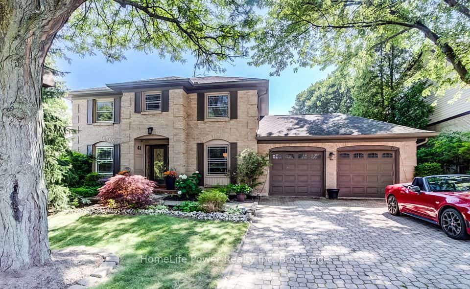 41 McNiven Road, Hamilton, ON L9G 3T3