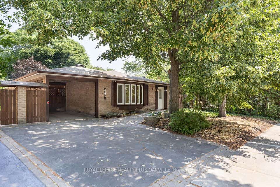467 Anthony Drive, Oakville, ON L6J 2K6