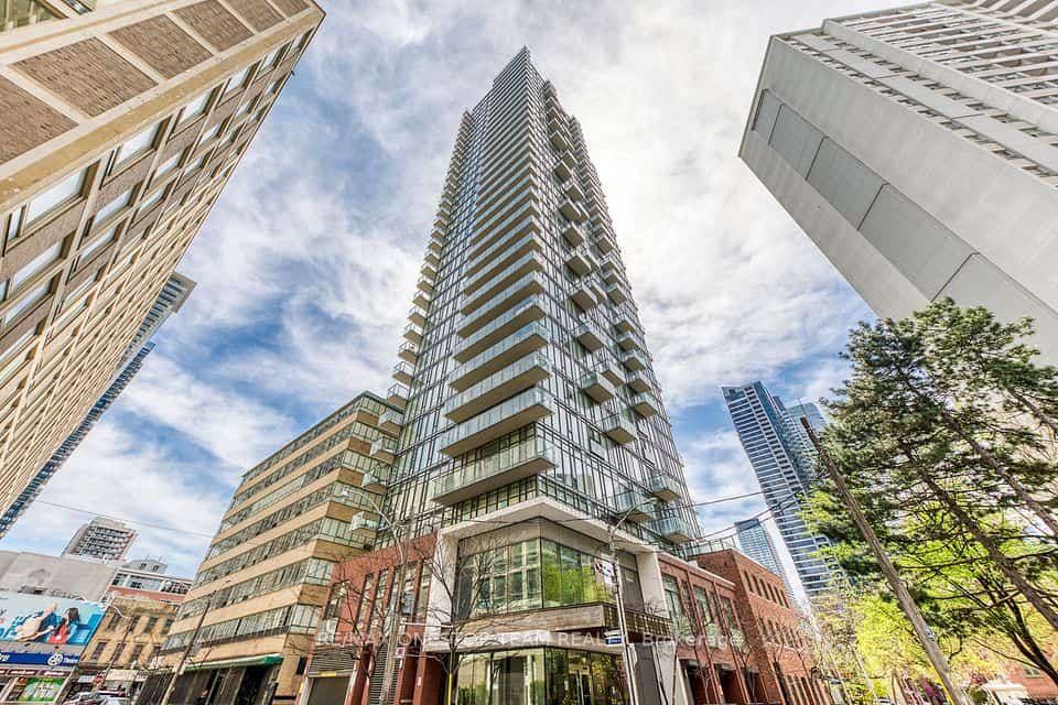 75 St Nicholas Street #1801, Toronto, ON M4Y 0A5