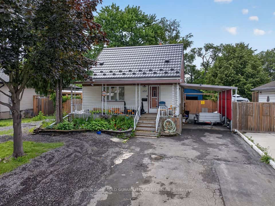 452 East 38th Street, Hamilton, ON L8V 4G8