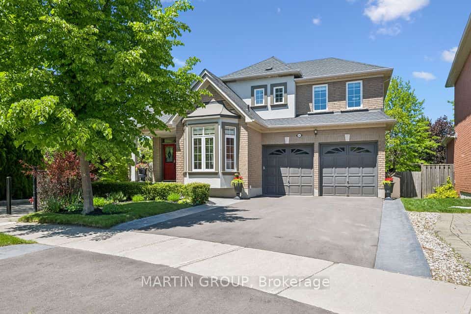 2283 Briargrove Circle, Oakville, ON L6M 5A5
