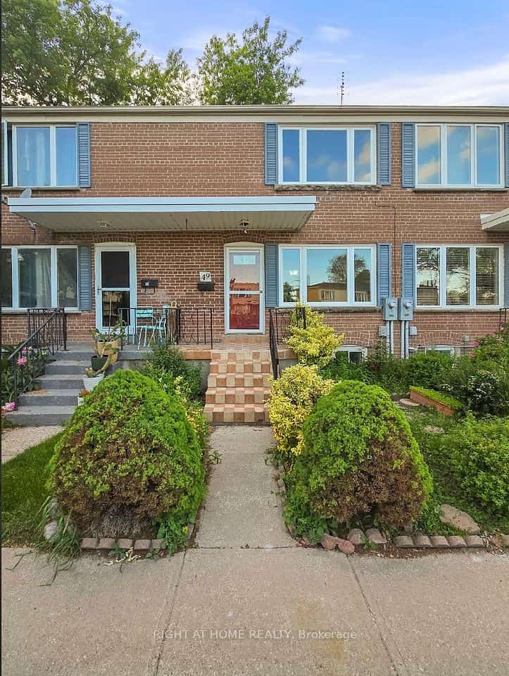 740 KENNEDY Road #49, Toronto, ON M1K 2C5