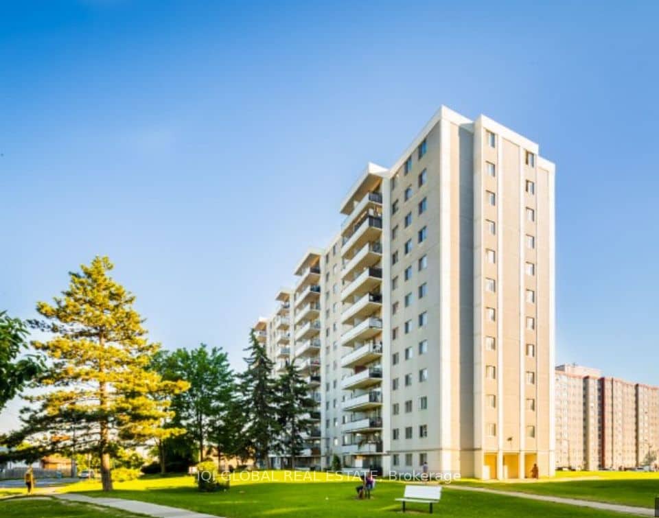50 Lotherton Pathway S, Toronto