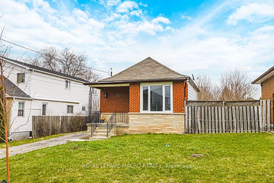 22 Worsley Road, Hamilton, ON L8E 2E7