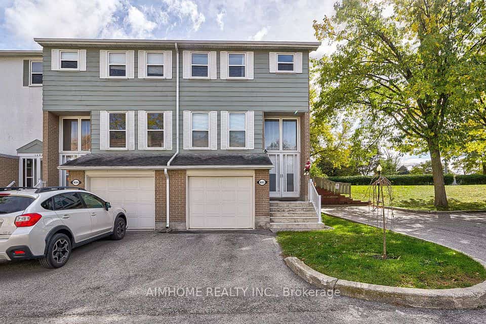 1692 John Street, Markham, ON L3T 1Y9