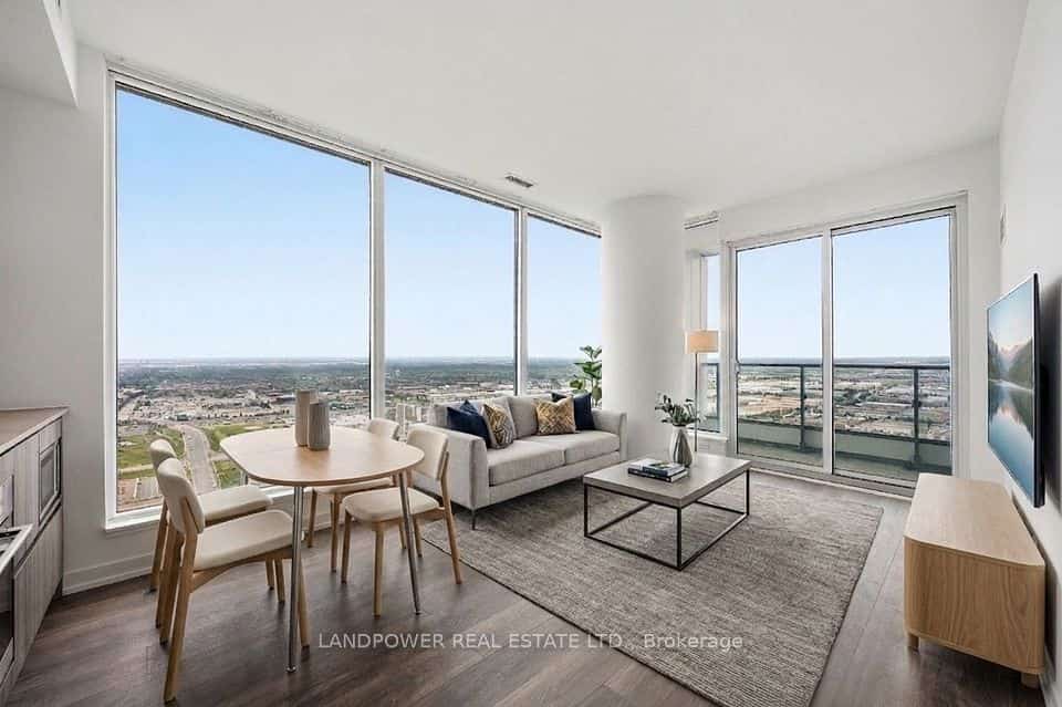 898 Portage Parkway #4210, Vaughan, ON L4K 0J6
