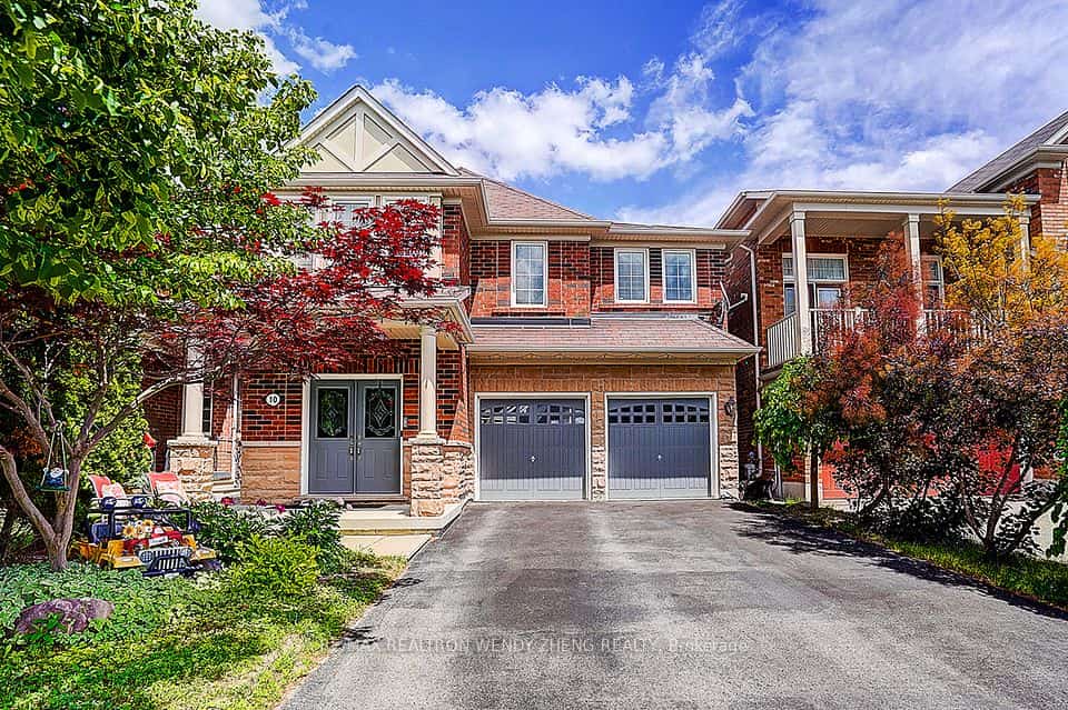 10 Collie Crescent, Whitchurch-Stouffville, ON L4A 0V8