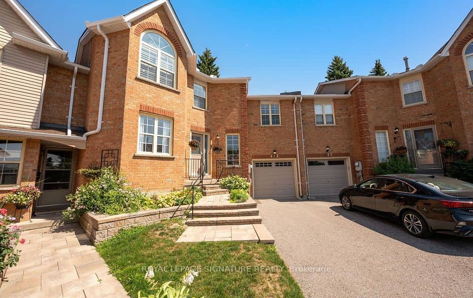 412 Butler Court, Aurora, Aurora