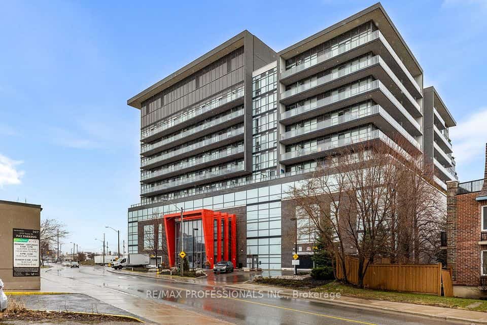 15 James Finlay Way #723, Toronto, ON M3M 0B3