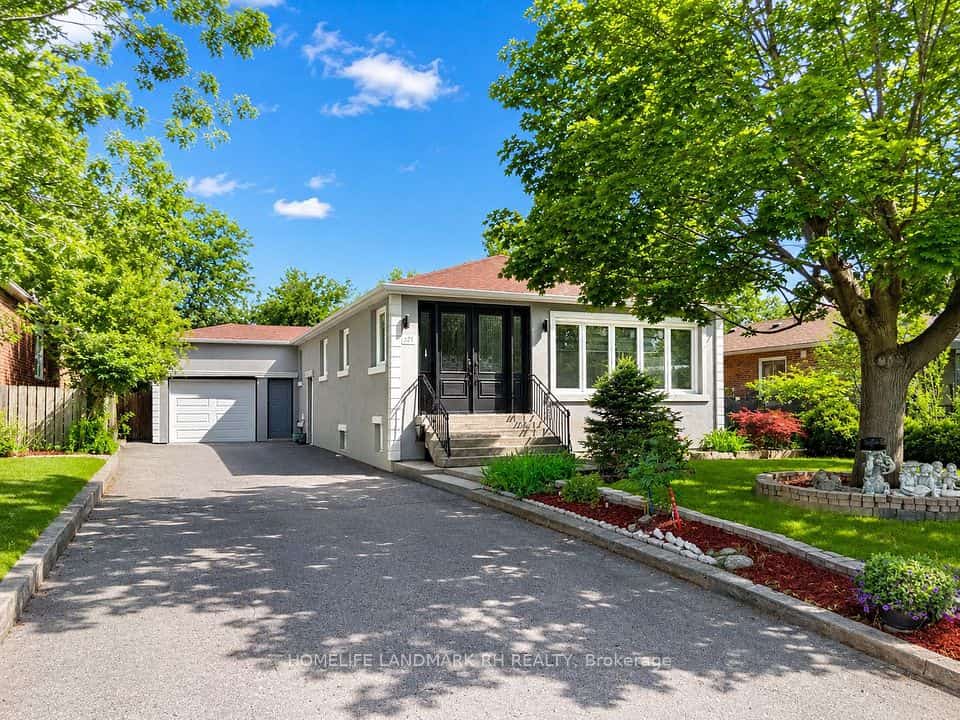 321 Skopit Road, Richmond Hill, ON L4C 2Y9