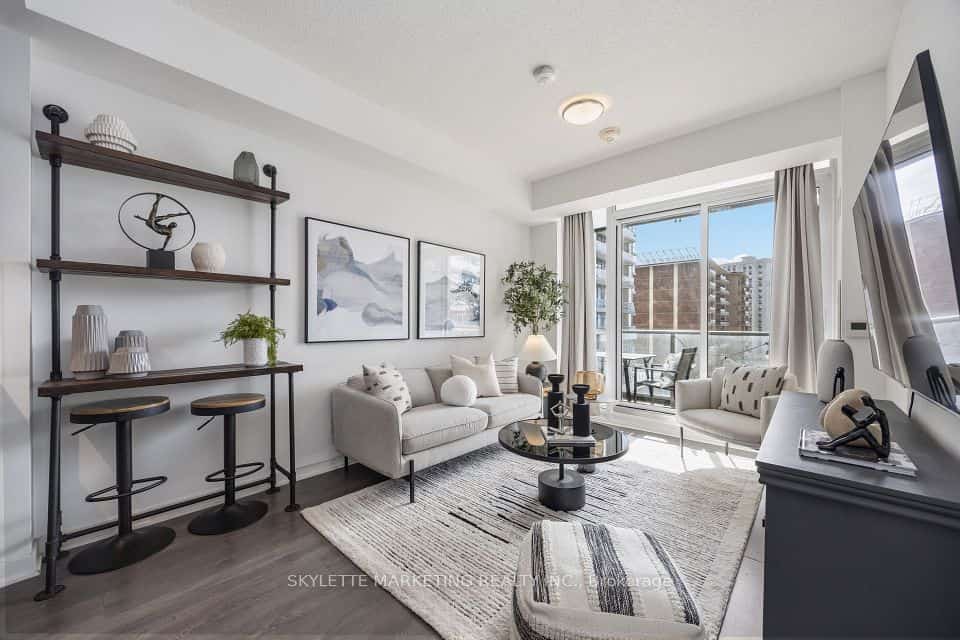 38 Forest Manor Road #414, Toronto, ON M2J 1M1