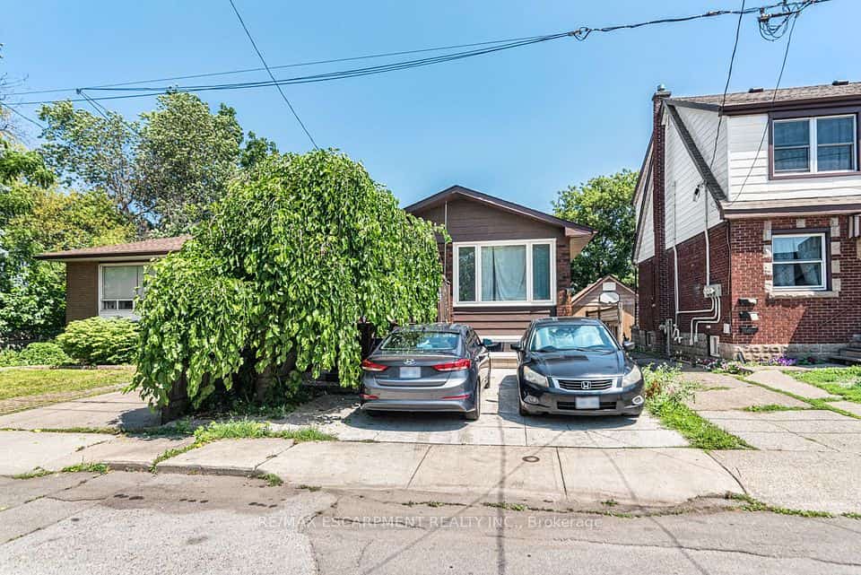 418 Fairfield Avenue, Hamilton, ON L8H 5H9