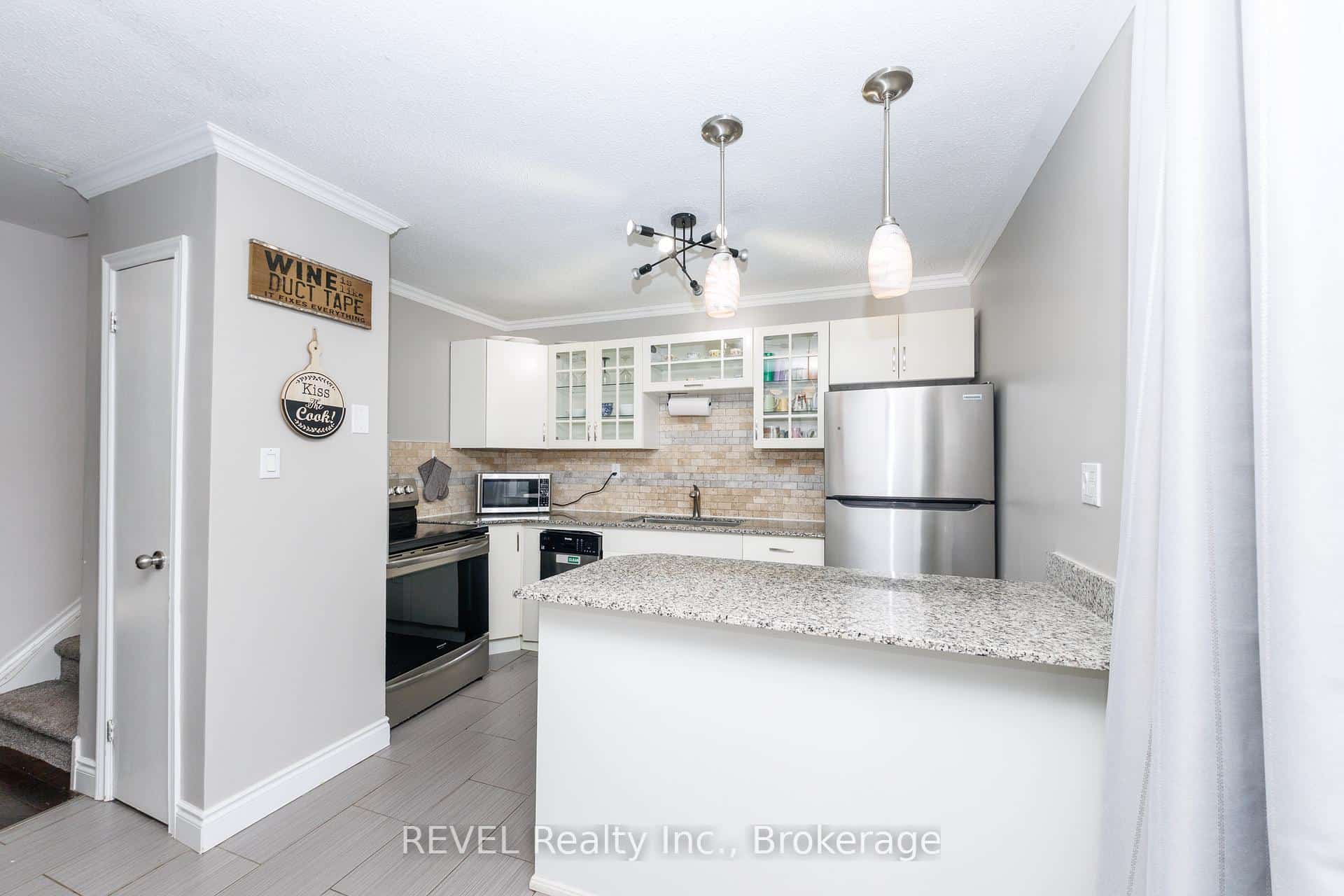 1300 Upper Ottawa Street #43, Hamilton, ON L8W 1M8