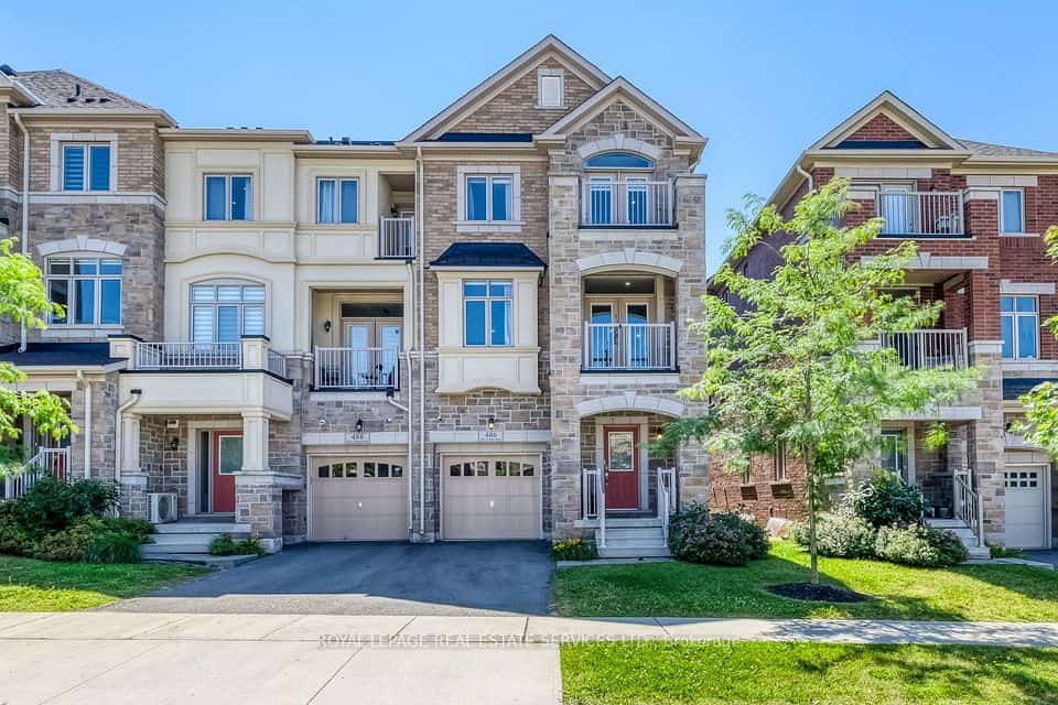 486 Silver Maple Road, Oakville, ON L6H 3P6