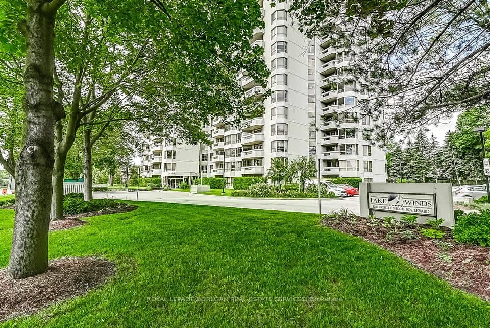 1201 North Shore Boulevard, Burlington