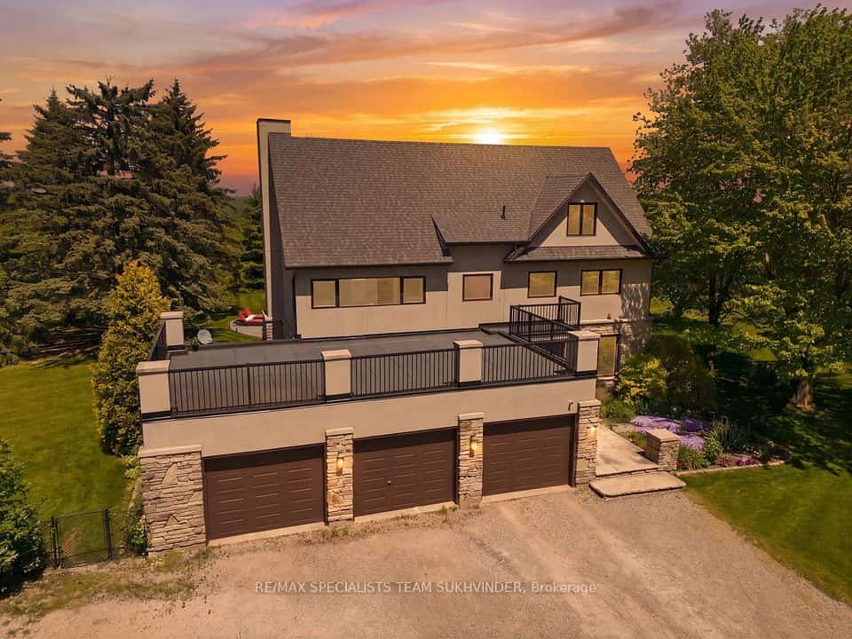 15415 Clayhill Road, Halton Hills, ON L7G 4S8