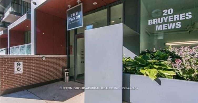 20 Bruyeres Mews #217, Toronto, ON M5V 0G8