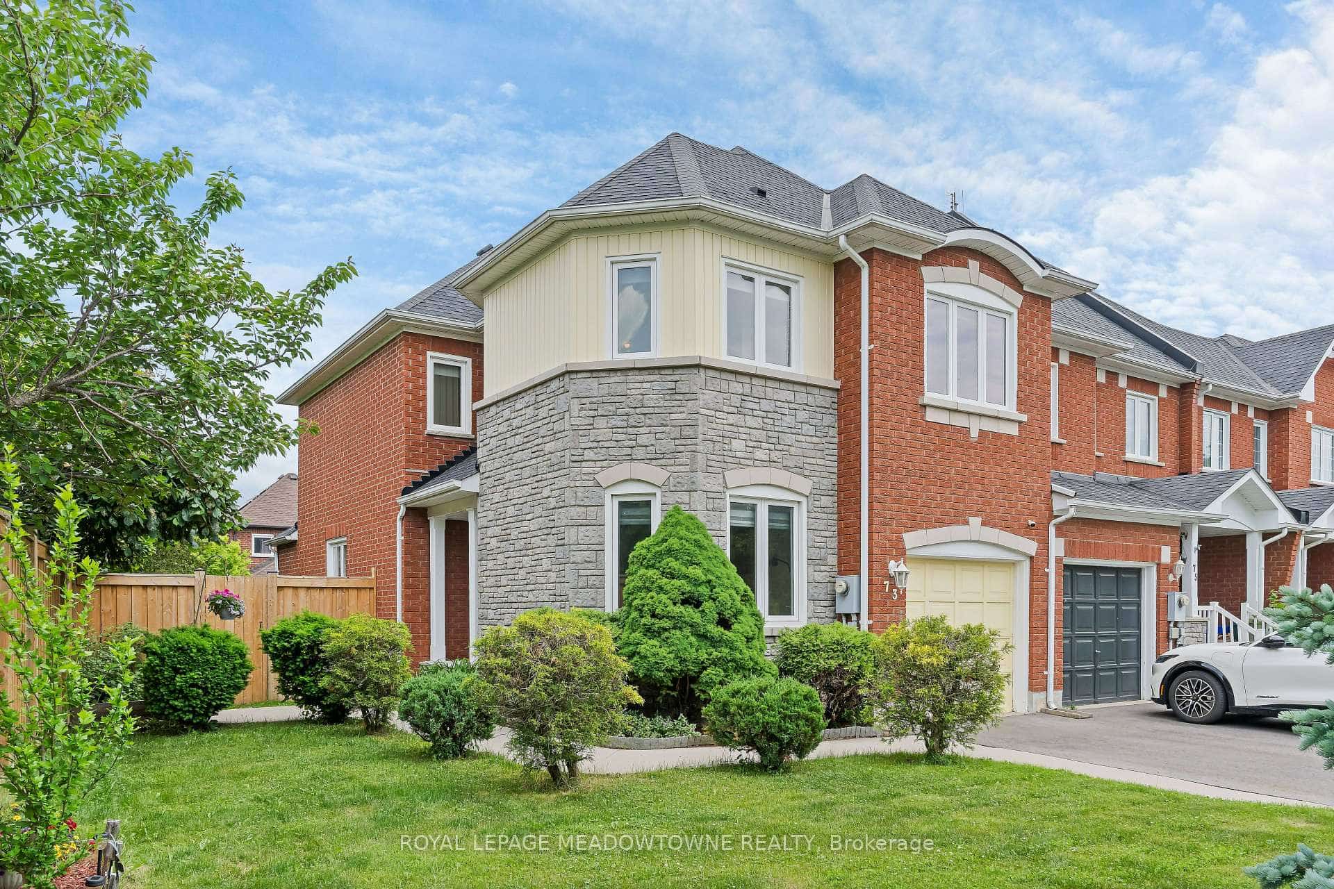 73 James Young Drive, Halton Hills, ON L7G 5S5