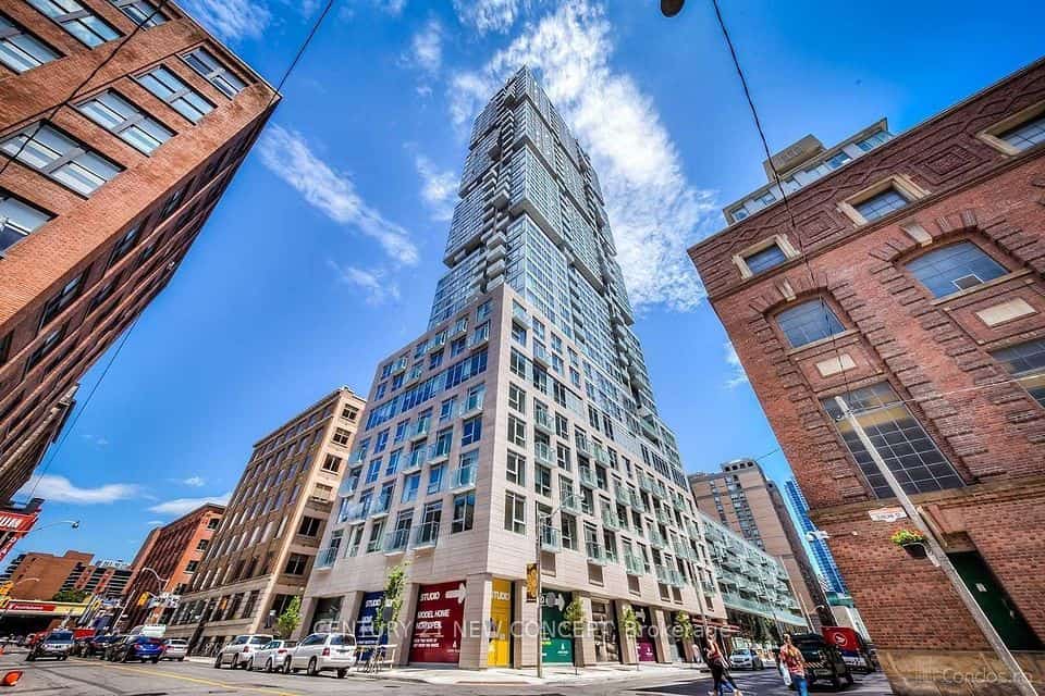 30 Nelson Street #1104, Toronto, ON M5V 0H5