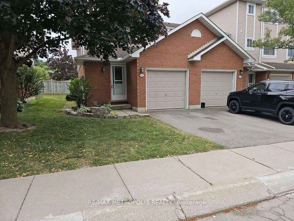 386 Highland Road W #45, Hamilton, ON L8J 3P9