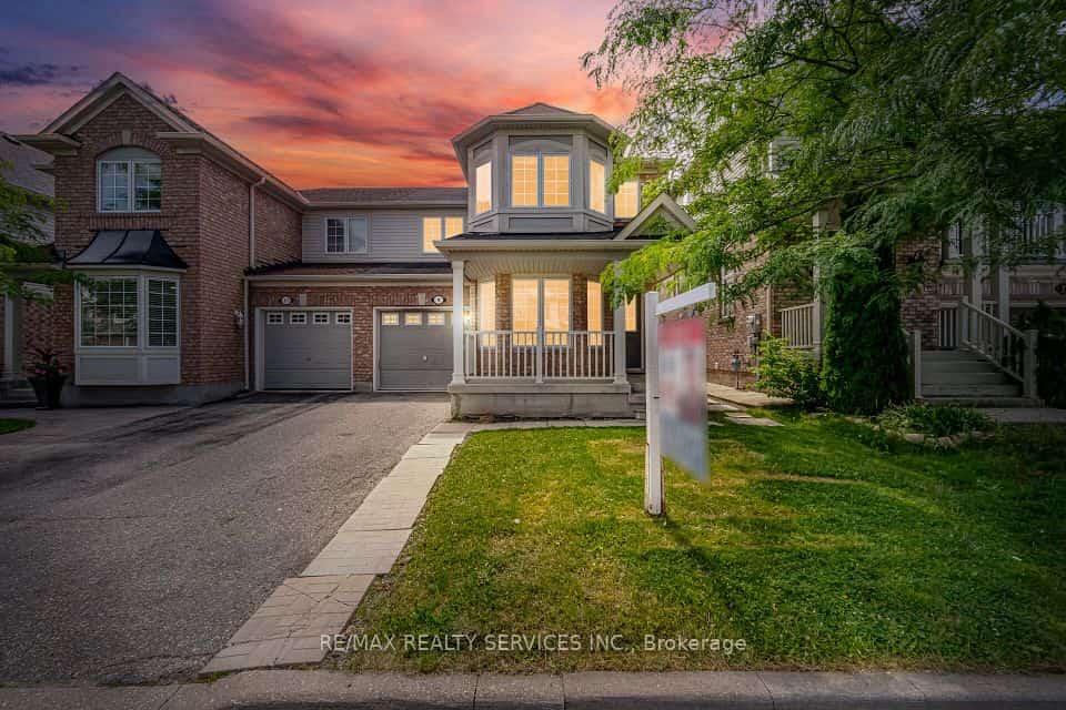 9 Ollie Avenue, Brampton, ON L6X 0M8