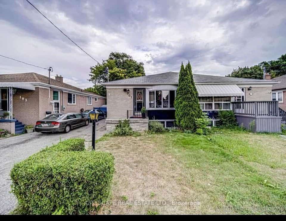 101 Overture Road, Toronto, ON M1E 2W3