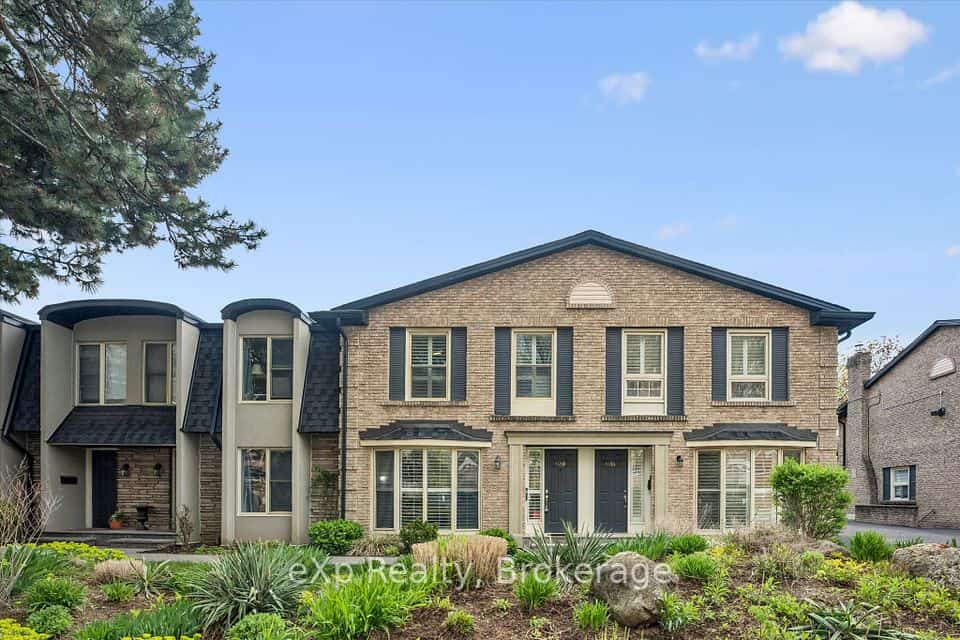 1418 Ghent Avenue, Burlington, ON L7S 1W8