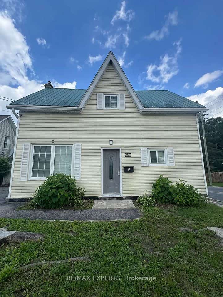 630 Dominion Avenue, Midland, ON L4R 1R6