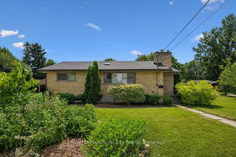 190 Metcalfe Street, Guelph, ON N1E 4Y3