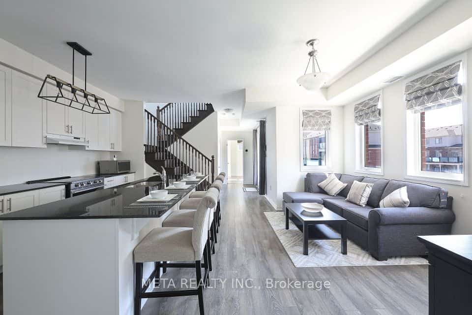 1148 Dragonfly Avenue #503, Pickering, ON L1X 0H5