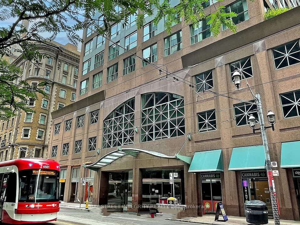 7 King Street E #917, Toronto, ON M5C 1B2