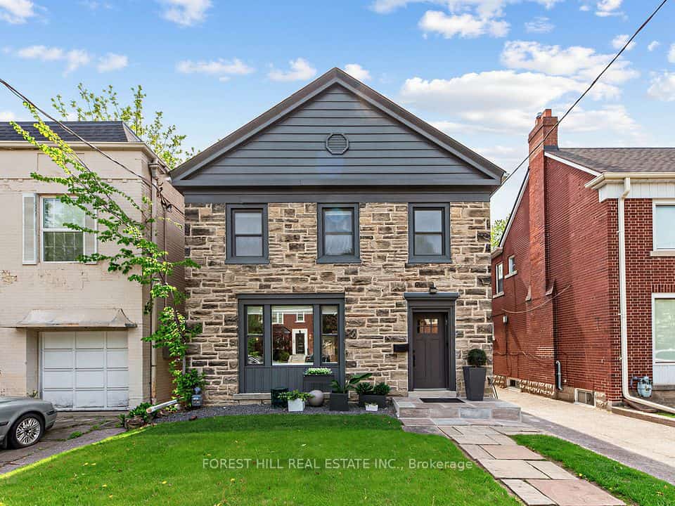 192 Glen Cedar Road, Toronto, ON M6C 3H1