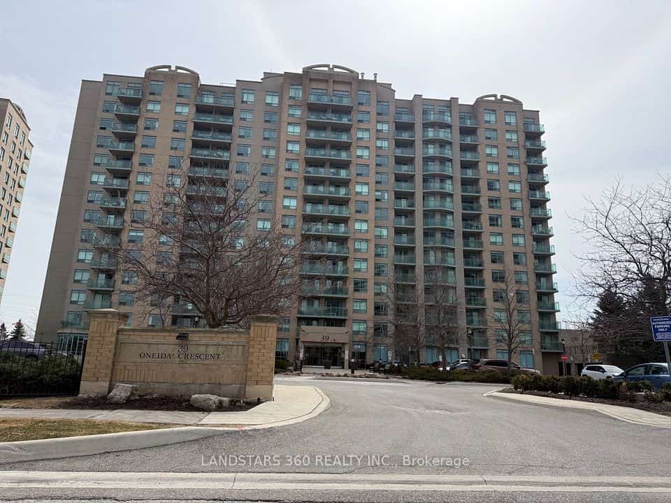 39 Oneida Crescent #906, Richmond Hill, ON L4B 4T9