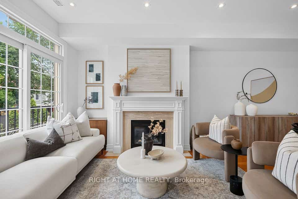722F Kingston Road, Toronto, ON M4E 1R7