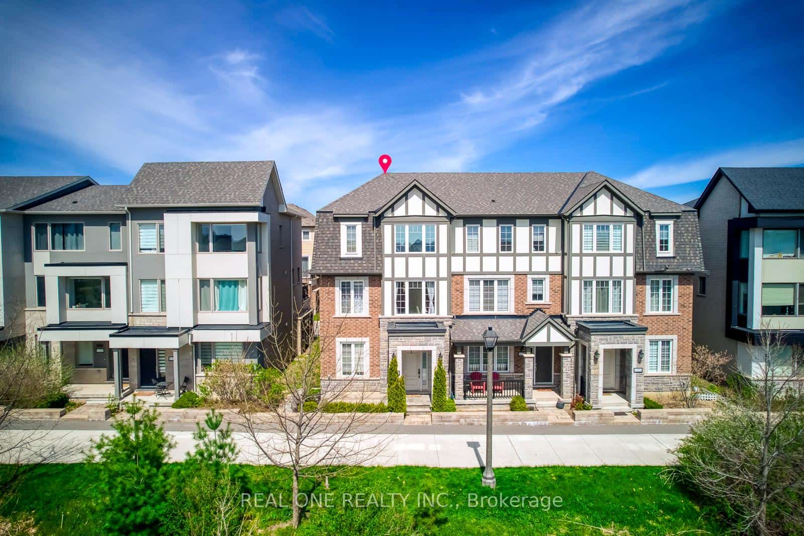 3256 Charles Fay Pass #11, Oakville, ON L6M 1S2