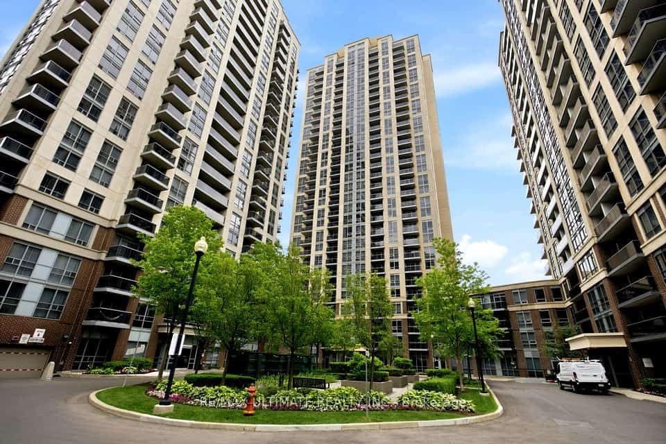 3 Michael Power Place #1603, Toronto, ON M9A 0A2