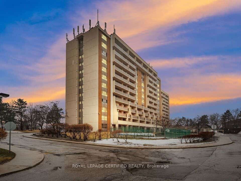 2929 Aquitaine Avenue #1209, Mississauga, ON L5N 2C7