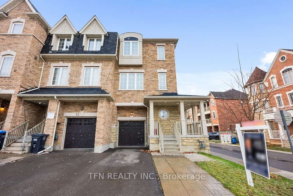 2 Shiff Crescent, Brampton, ON L6Z 0B4