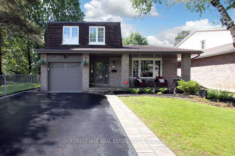 1852 Bowler Drive, Pickering, ON L1V 3E4