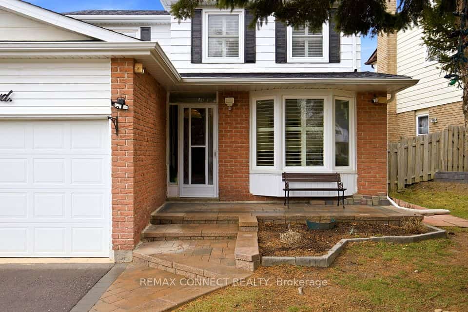 140 Placentia Boulevard, Toronto, ON M1S 4H1
