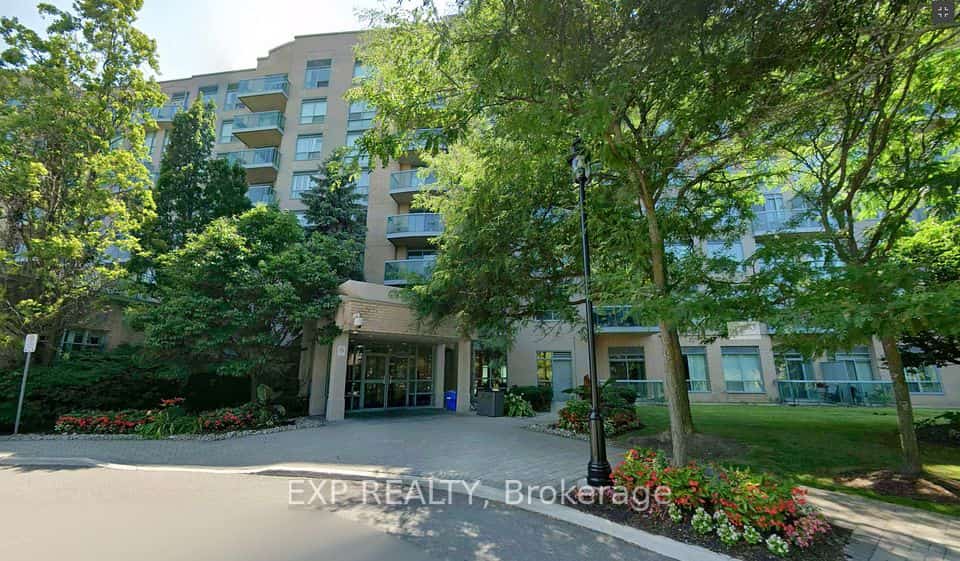 3 Ellesmere Street #205, Richmond Hill, ON L4B 4N2