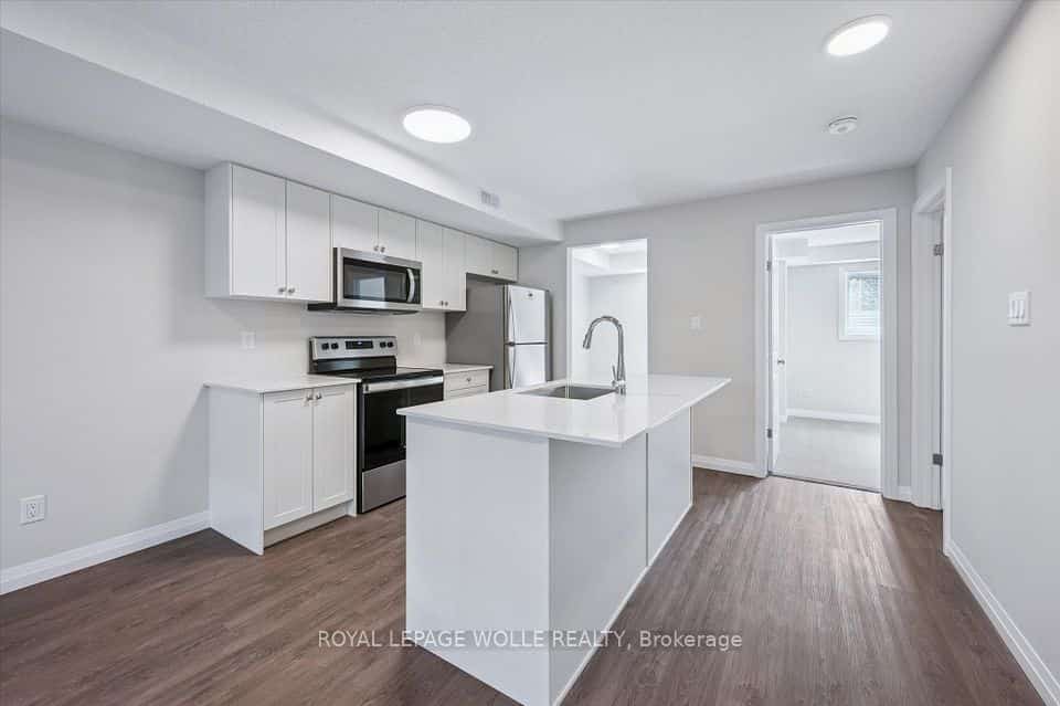 410 Northfield Drive W, Waterloo, Waterloo