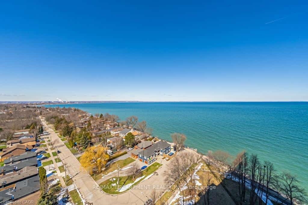 500 Green Road E #1701, Hamilton, ON L8E 3M5