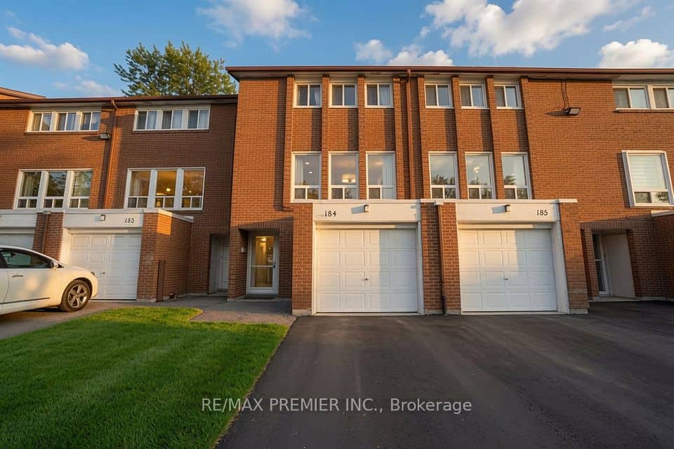 6448 Finch Avenue, Toronto