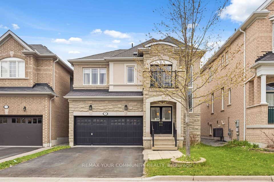 28 Cater Avenue, Ajax, ON L1Z 0G1