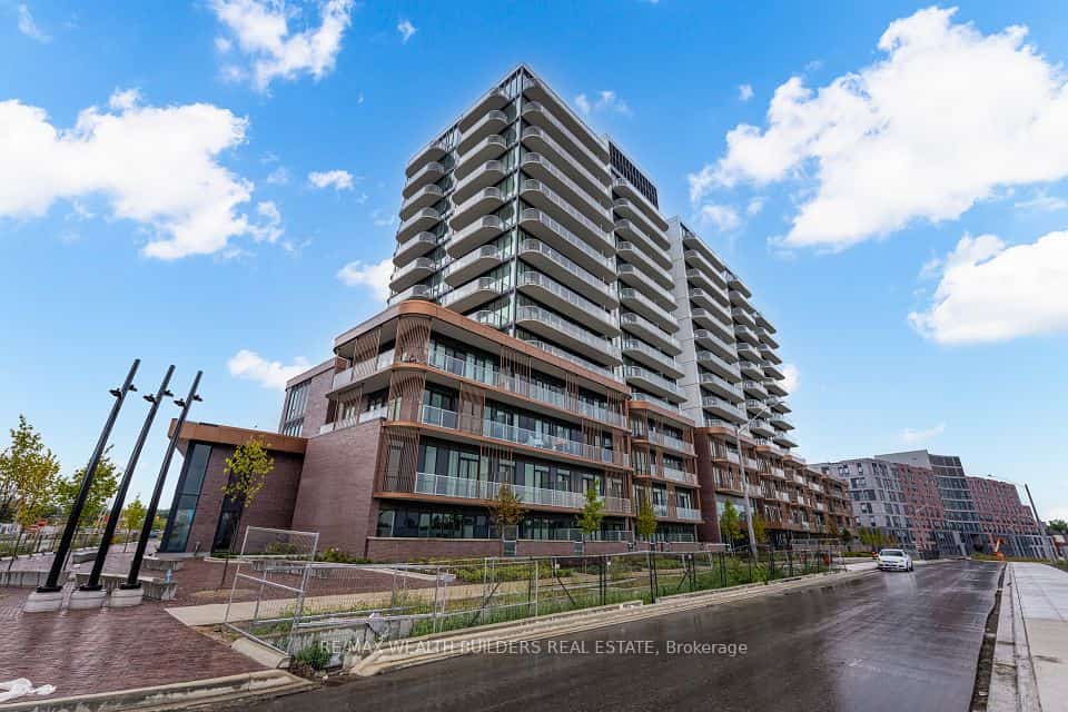 220 Missinnihe Way #714, Mississauga, ON L5H 0A9
