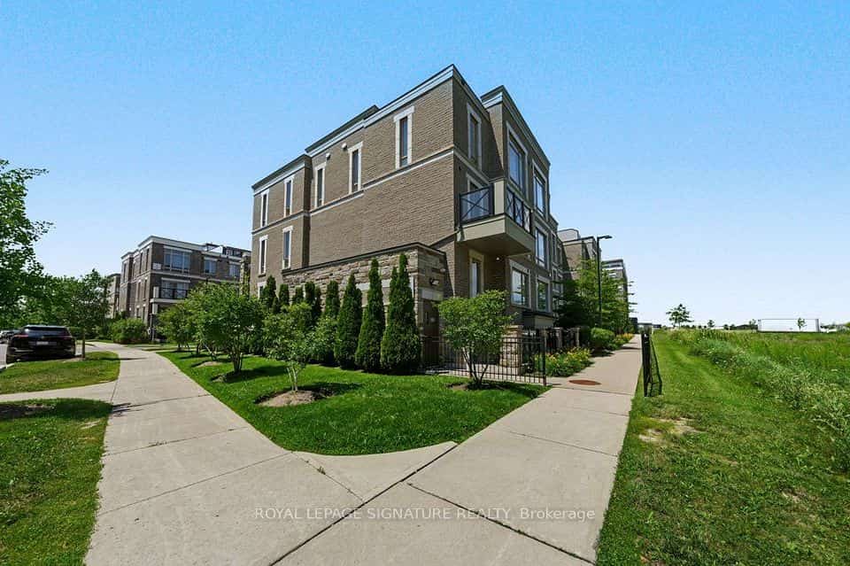 1 Gable Hurst Way #2613, Markham, ON L6B 1N5