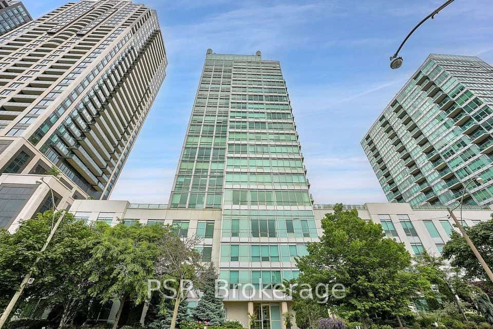 1910 Lake Shore Boulevard W, Toronto
