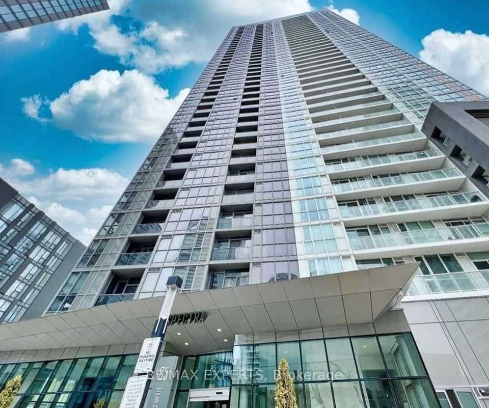 85 Queens Wharf Road #805, Toronto, ON M5V 0J9